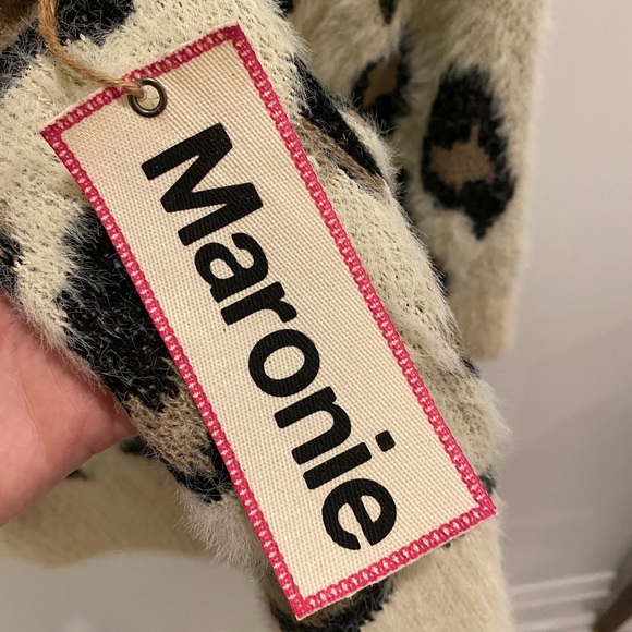 Great Leopard Print Sweater *NWT* Sz M/L 🐆 - Picture 3 of 5